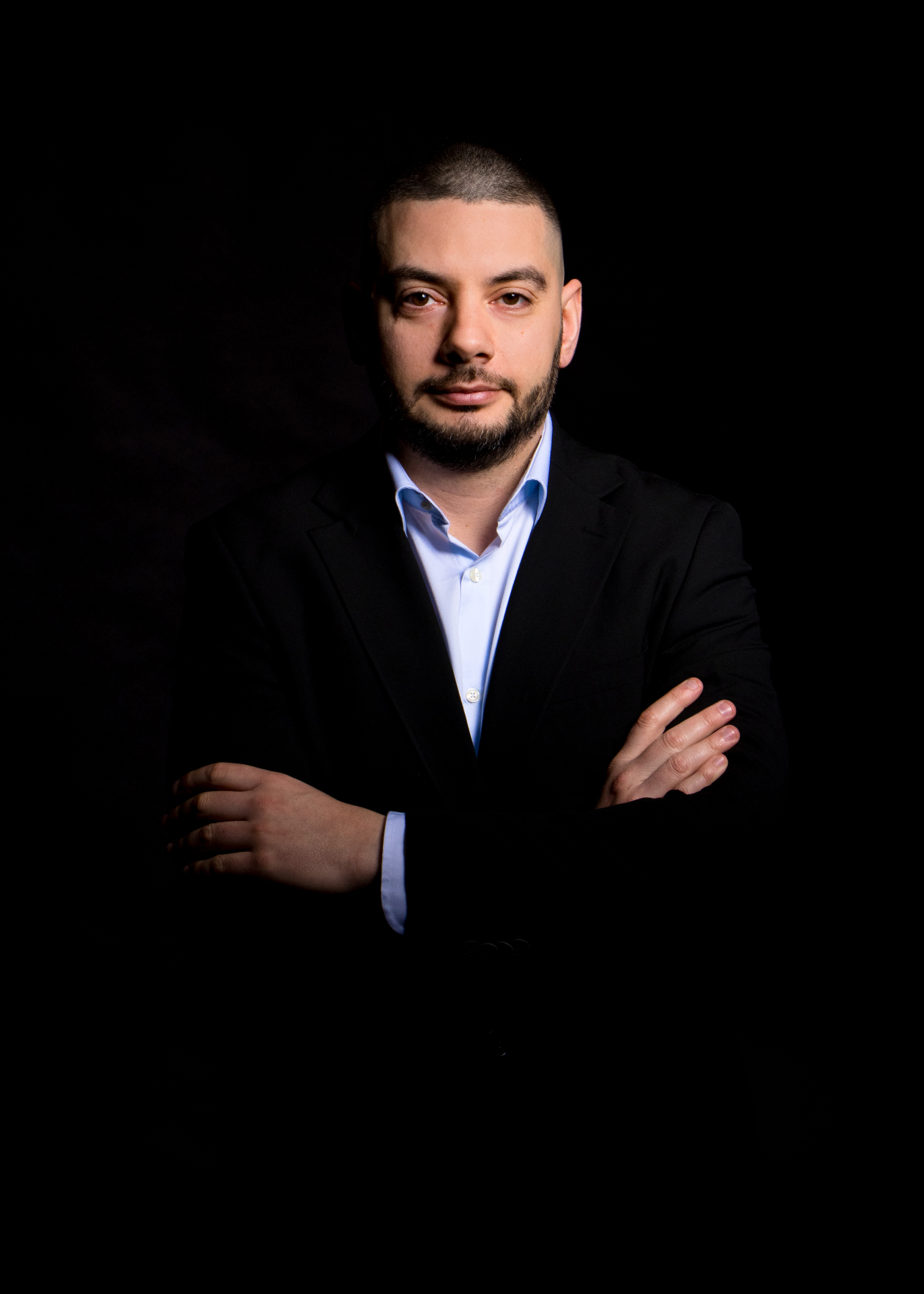 Димитър Ангелов — автор на „Коктейл за милиони“